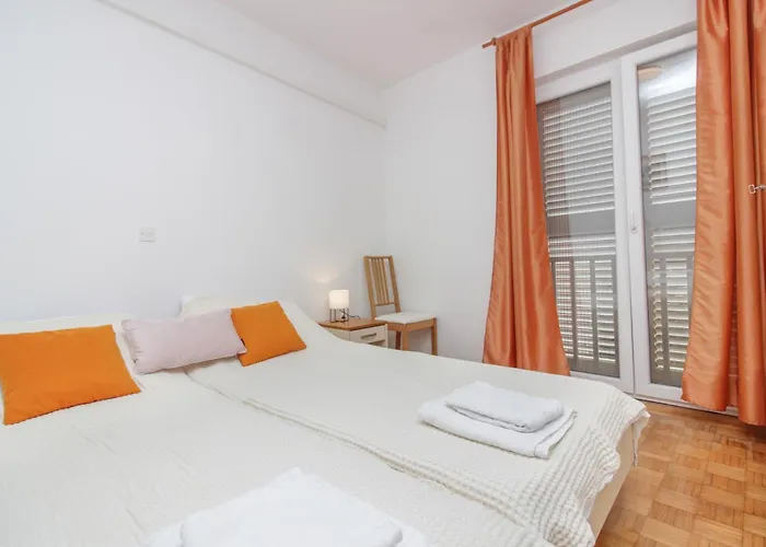 5805b Апартаменты Нин