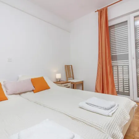 5805b Appartamento Nin